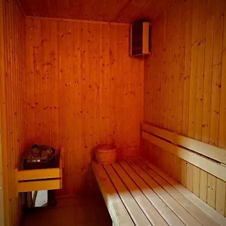 джули 2 Apartment