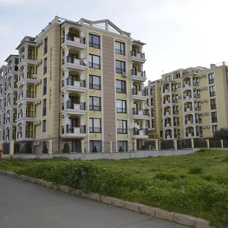 Julie Sea View Apartment Sweti Wlas